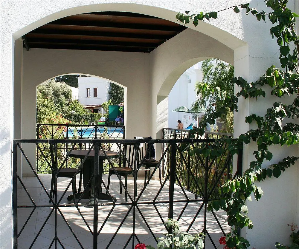 Mandarin Apart Aparthotel Bodrum 5*,